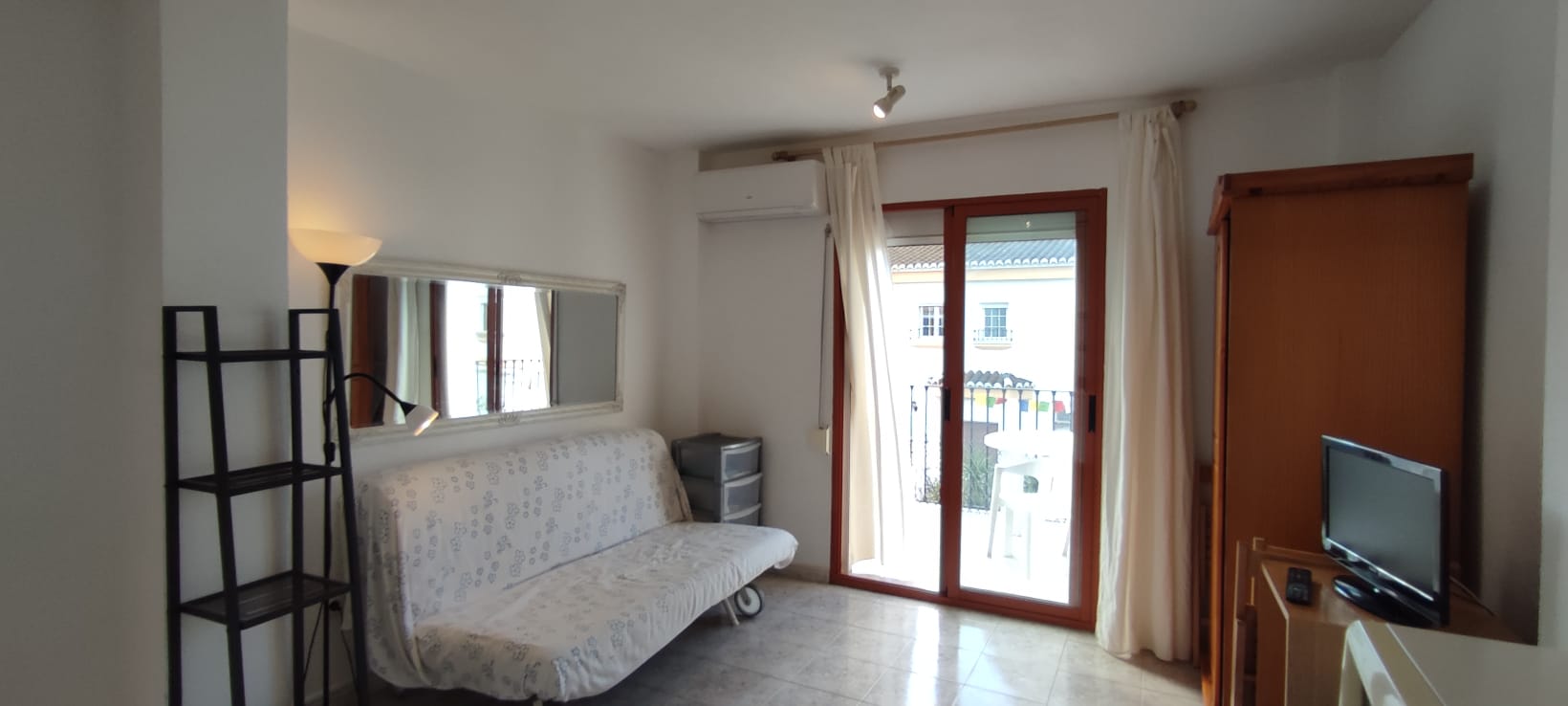 APARTAMENTO TIPO ESTUDIO EN DENIA