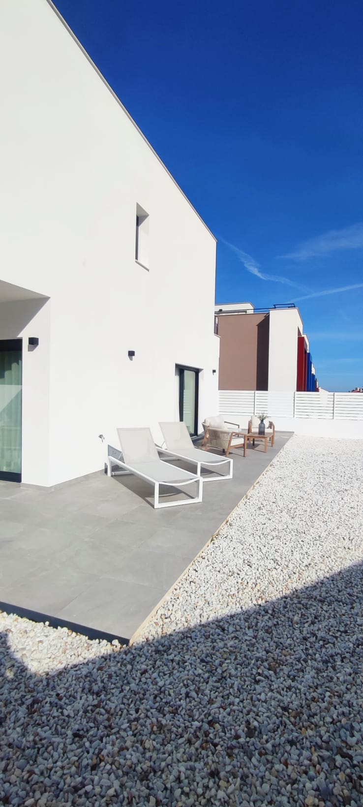 CHALET INDEPENDIENTE DE NUEVA CONSTRUCCIÓN