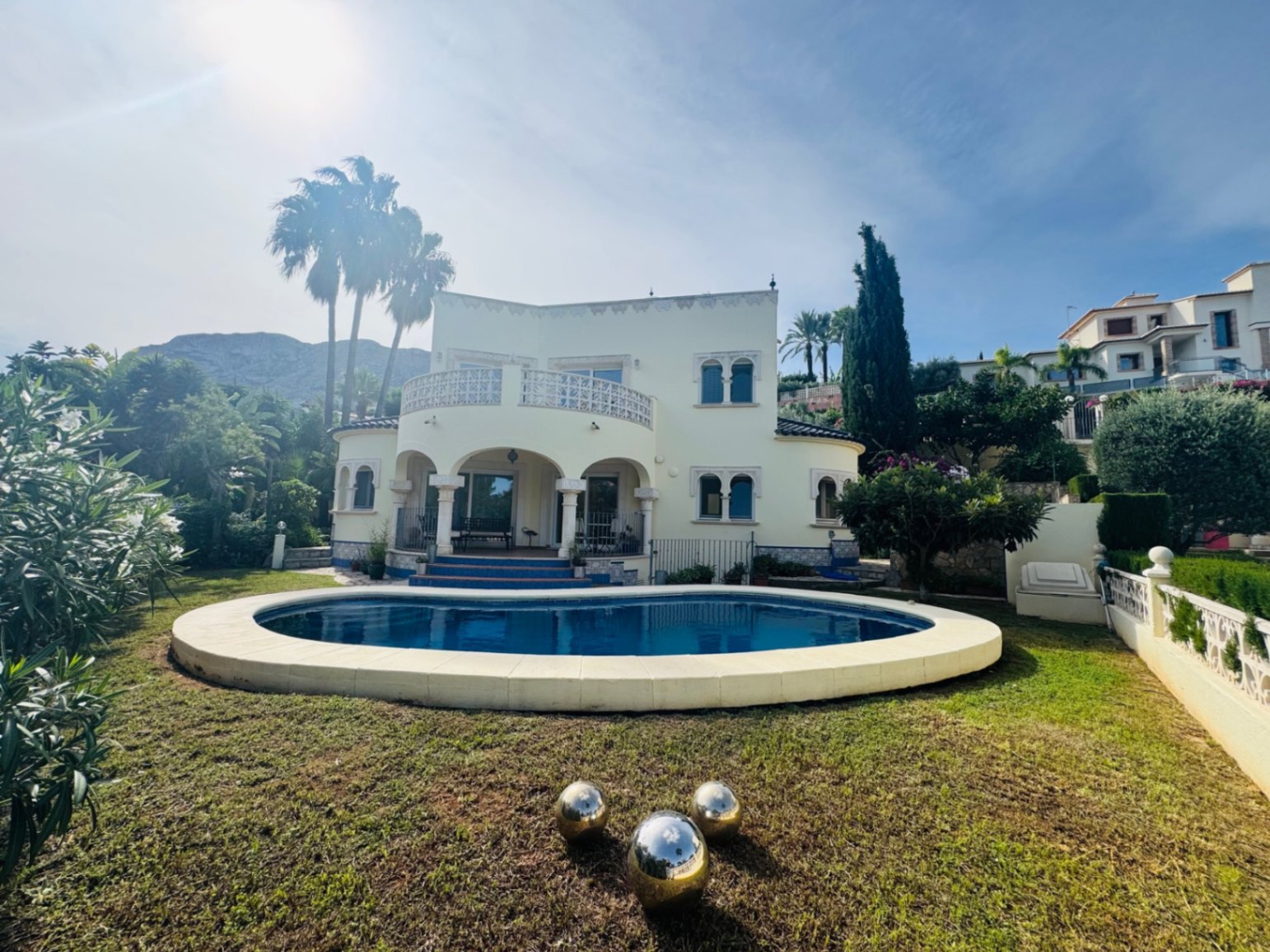 Chalet independiente en el mongo denia