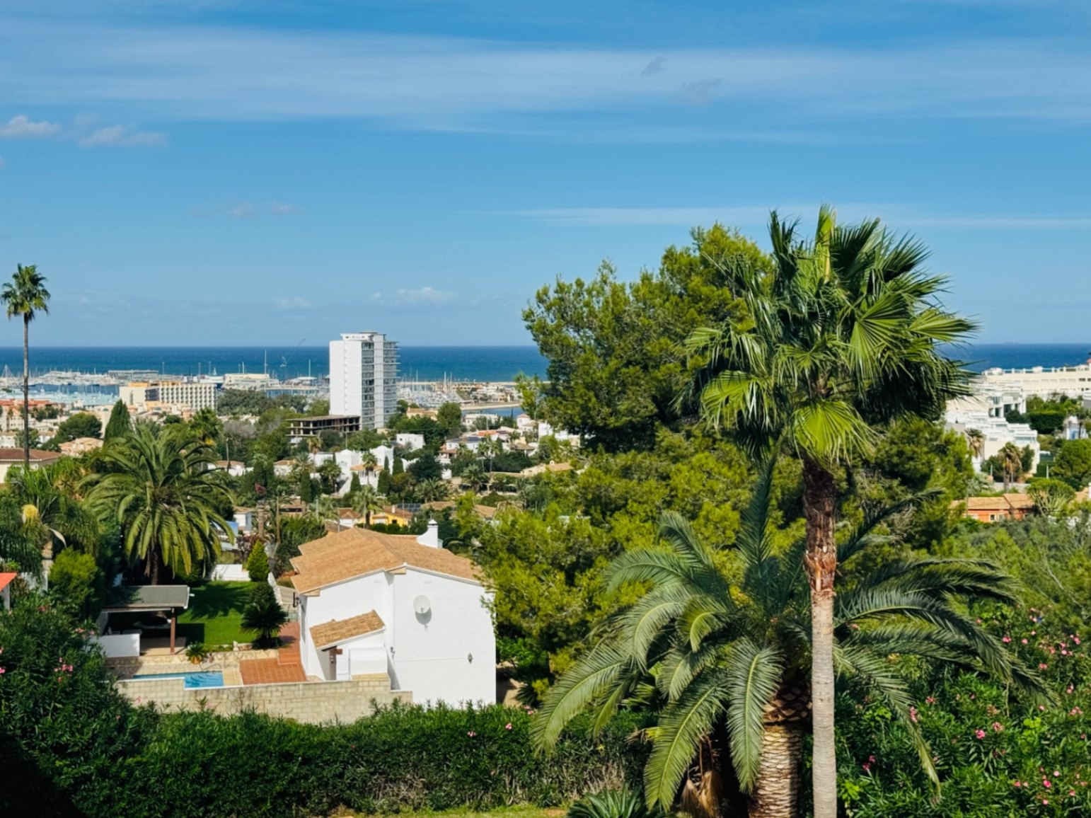 Chalet independiente en el mongo denia