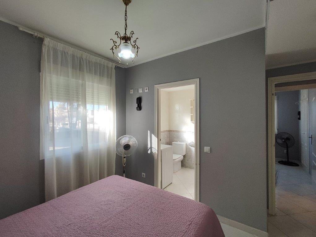SE VENDE APARTAMENTO EN LA PLAYA DE DENIA