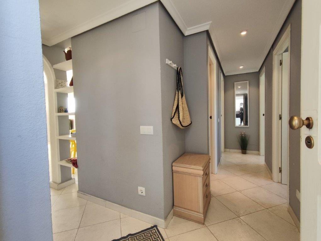SE VENDE APARTAMENTO EN LA PLAYA DE DENIA