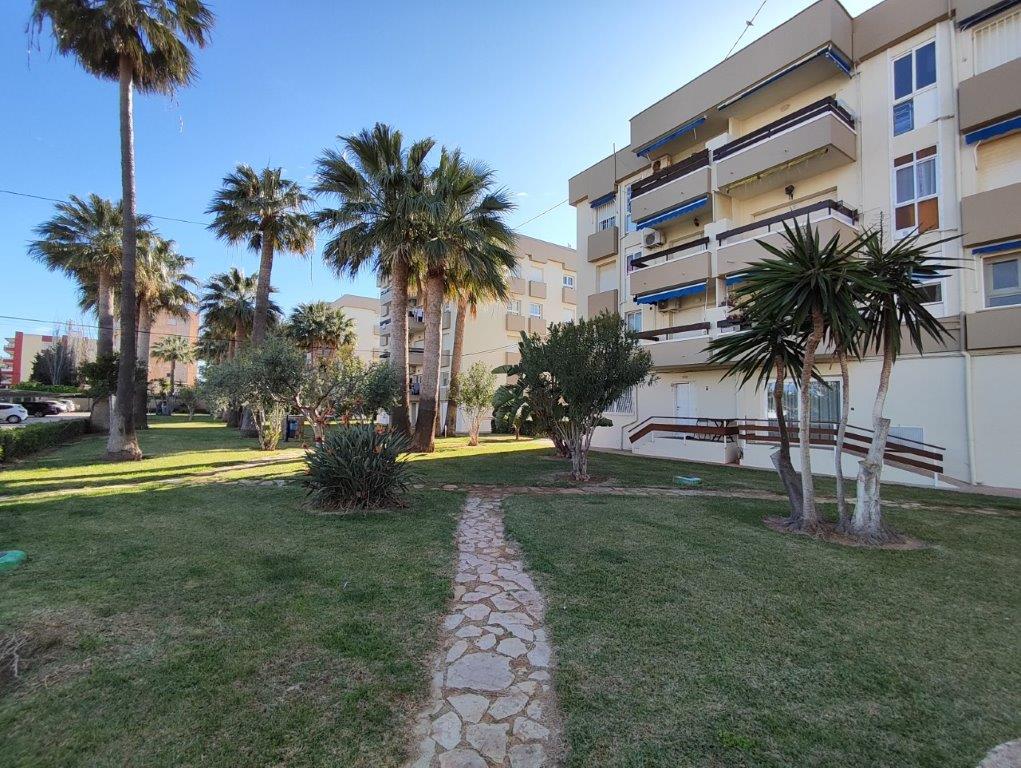 APARTAMENTO TIPO ESTUDIO EN LAS MARINAS