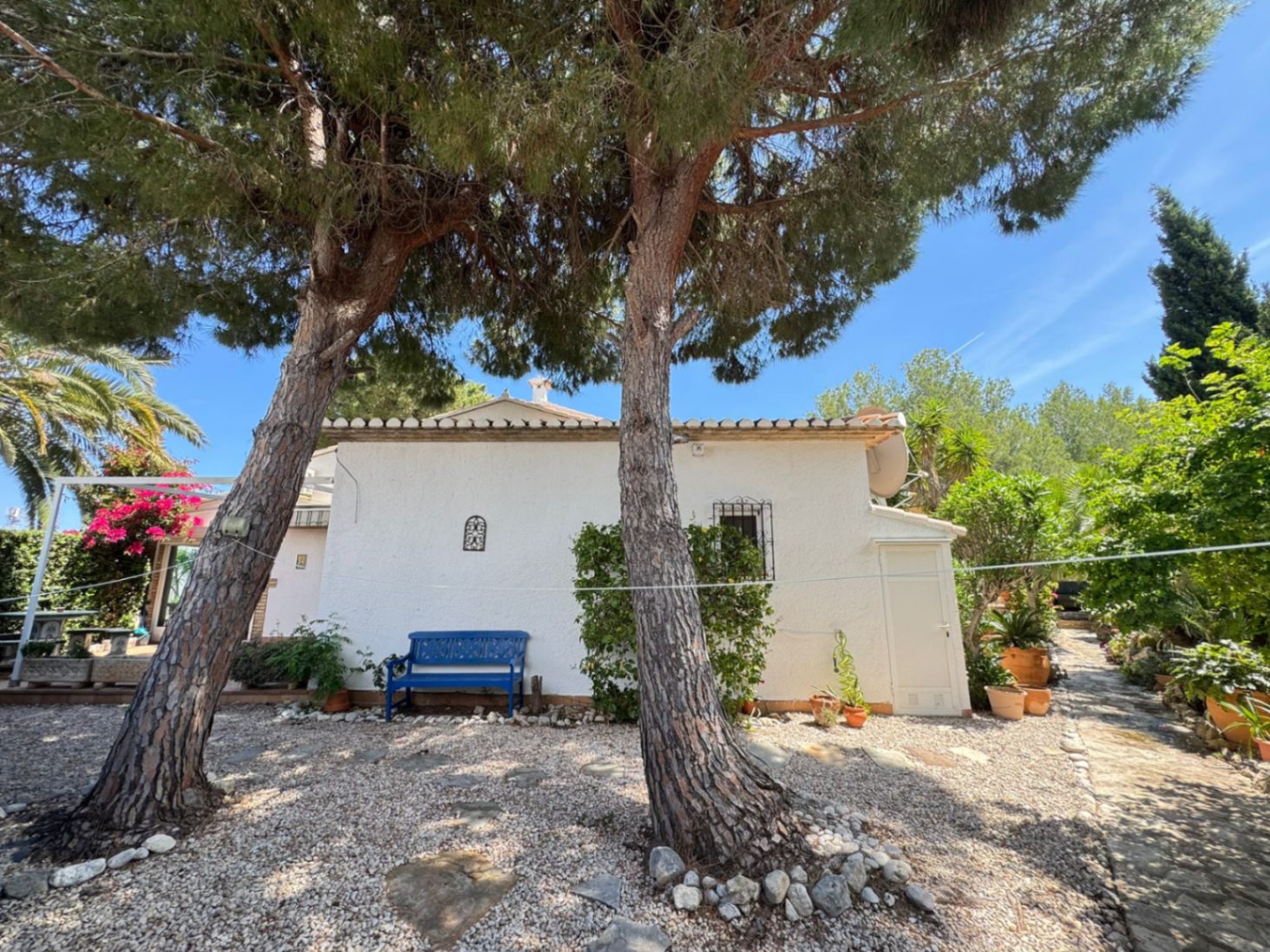 Chalet adosado en venta en Calle Neptú.