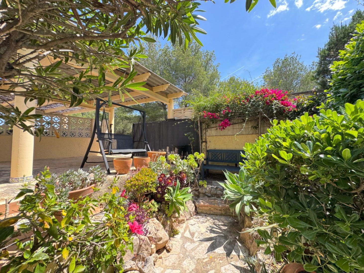 Chalet adosado en venta en Calle Neptú.