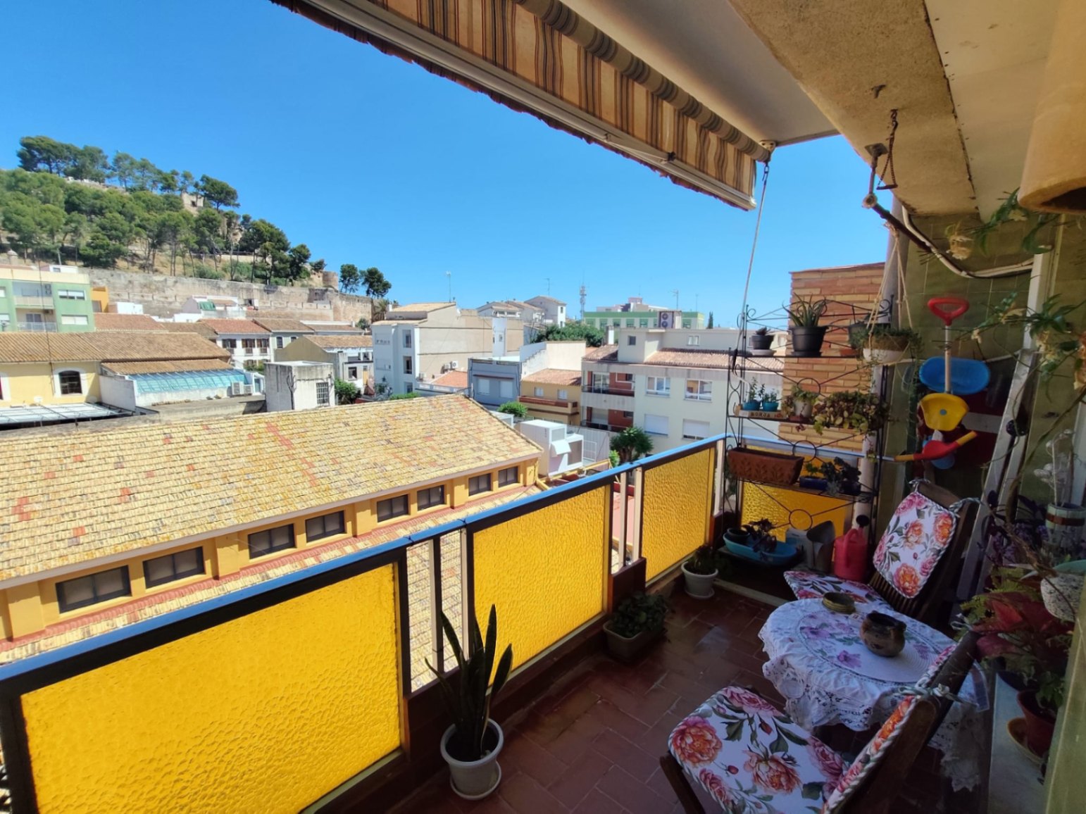SE VENDE PISO EN EL CORAZON DE DENIA