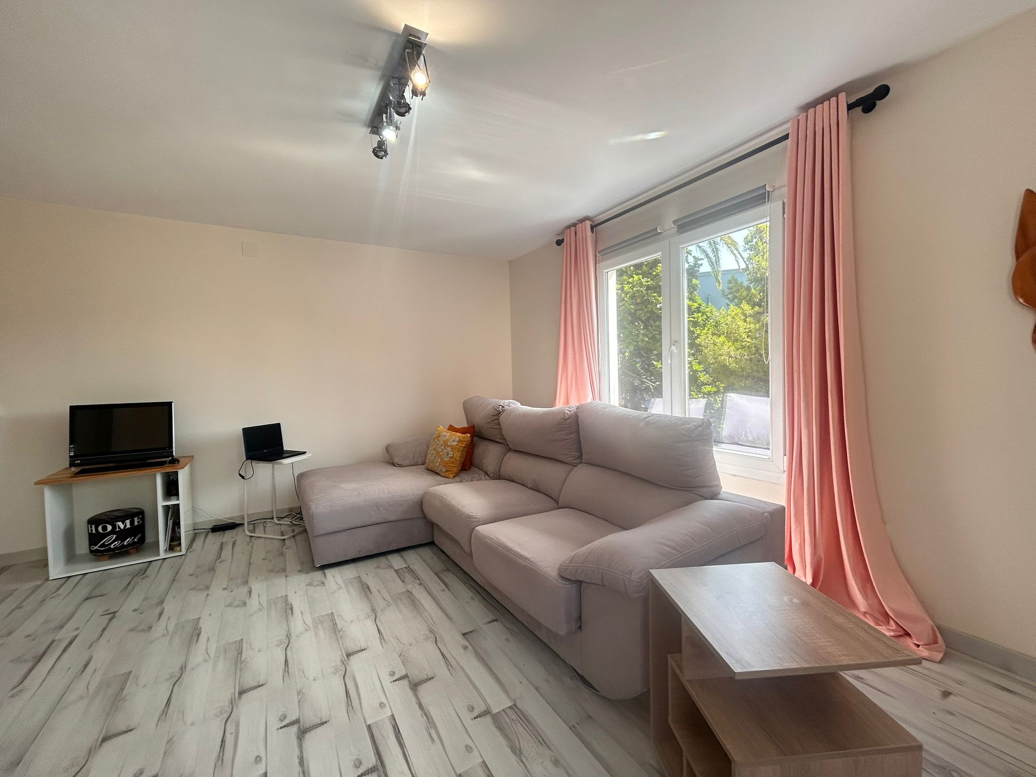 PISO EN VENTA EN EL CENTRO DE DENIA