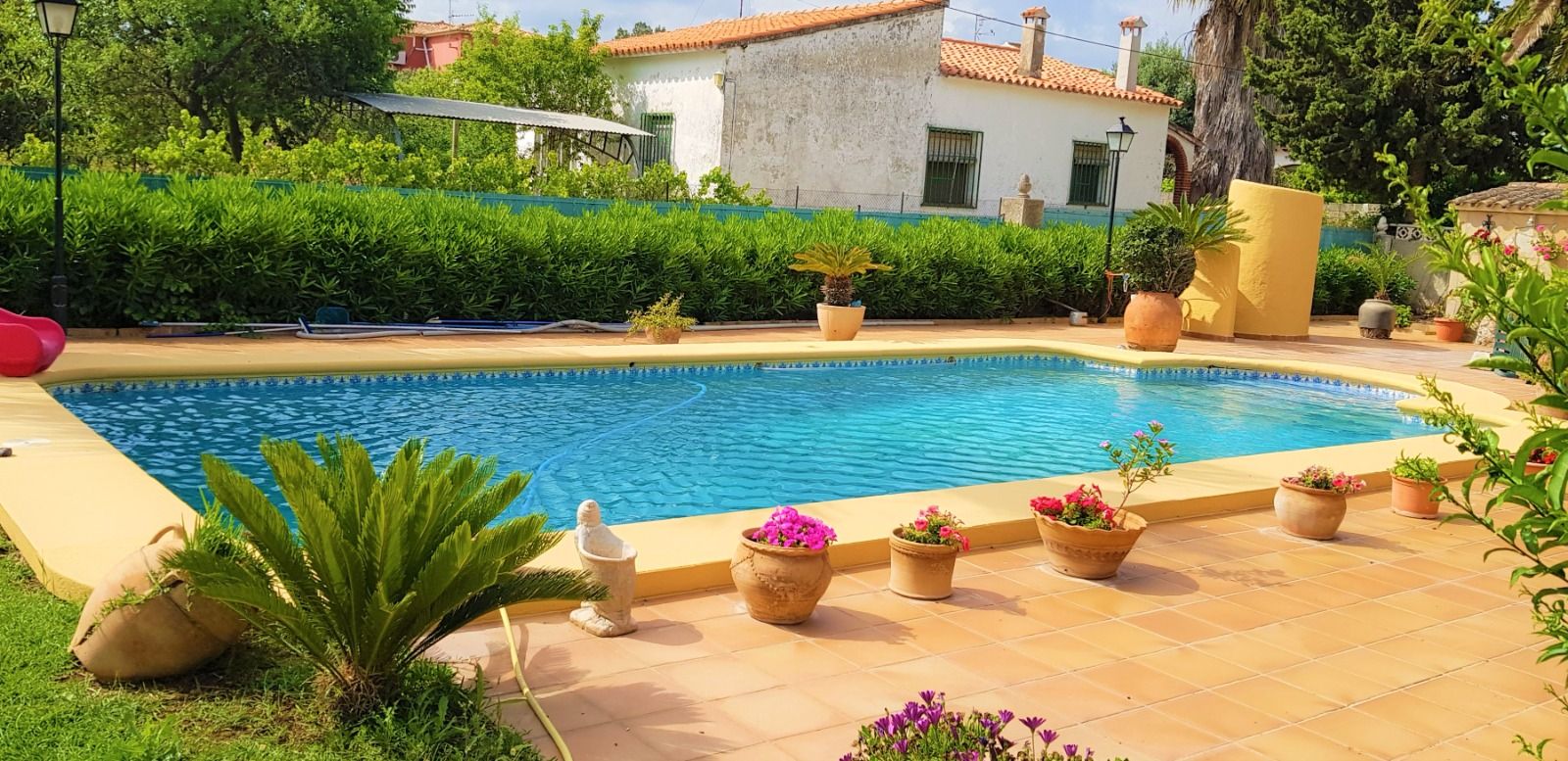 CHALET MIT POOL IN ONDARA