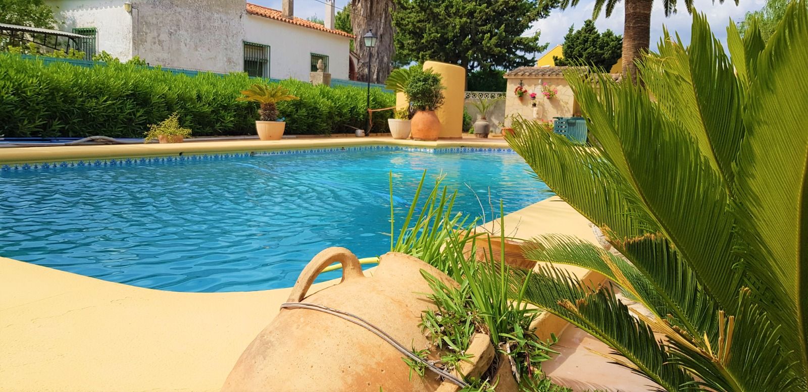 CHALET MIT POOL IN ONDARA