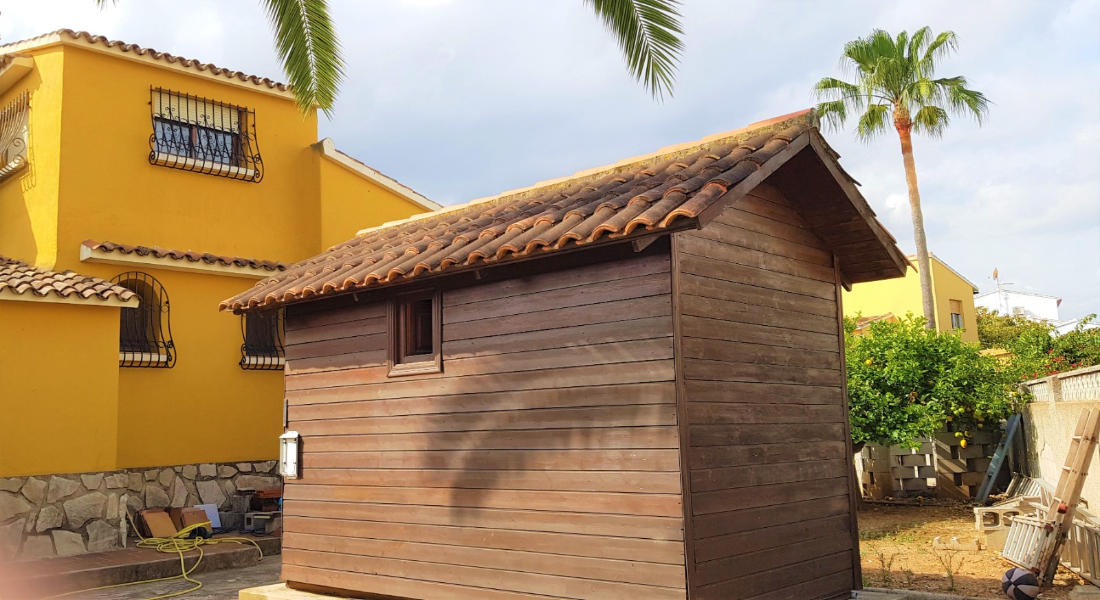 CHALET MIT POOL IN ONDARA
