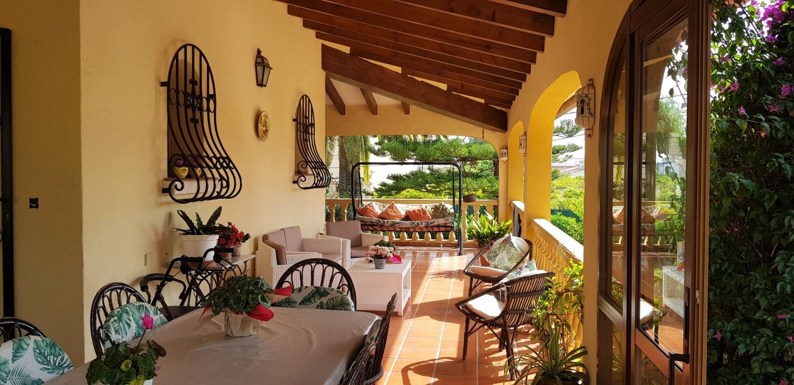 CHALET MIT POOL IN ONDARA