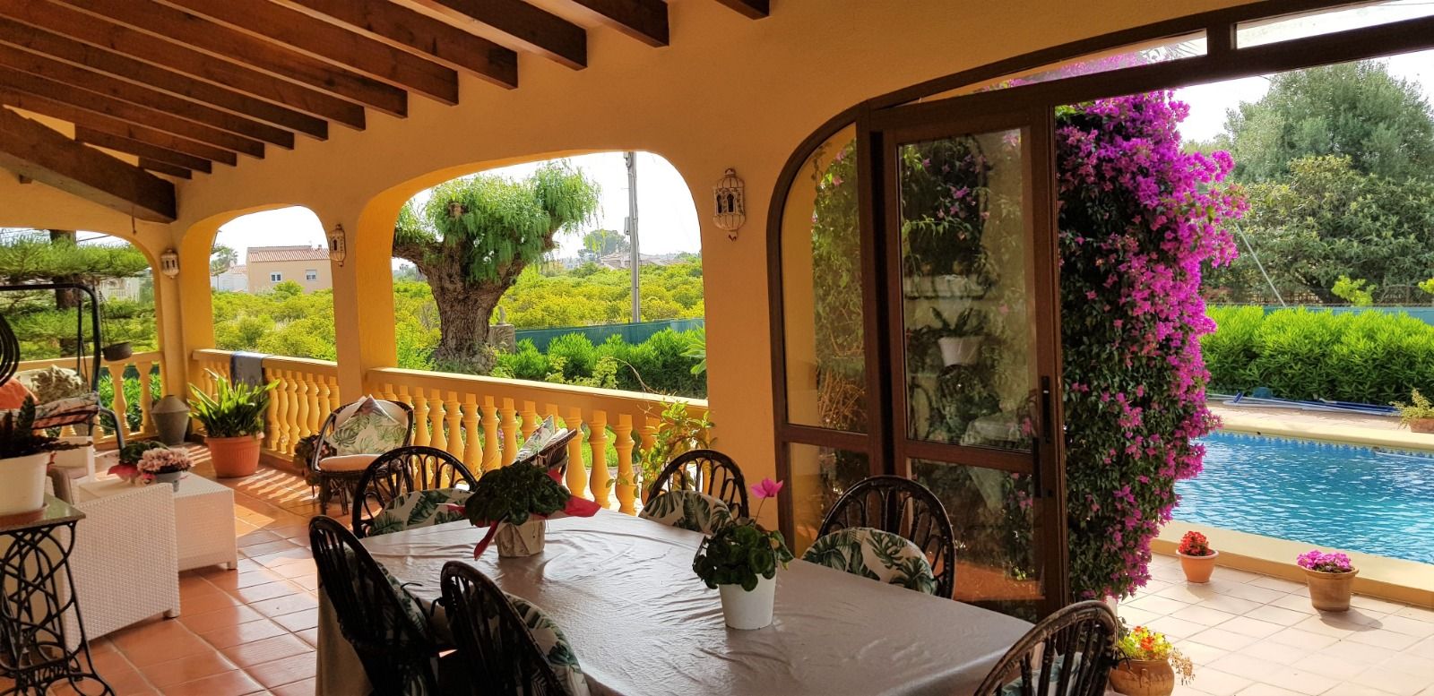 CHALET MIT POOL IN ONDARA