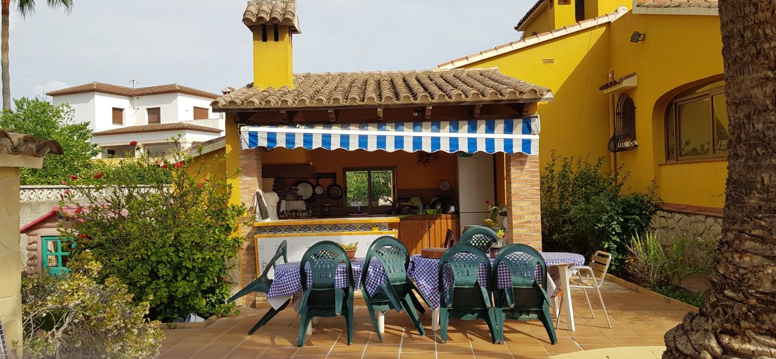 CHALET MIT POOL IN ONDARA