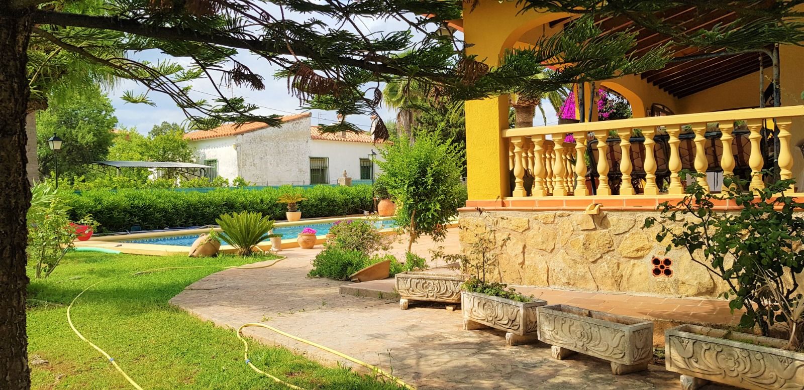 CHALET MIT POOL IN ONDARA