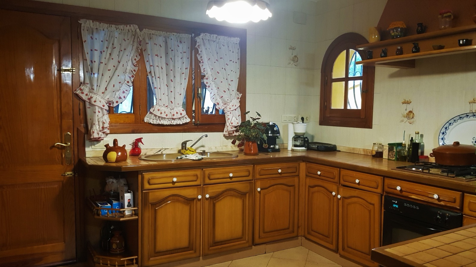CHALET MIT POOL IN ONDARA
