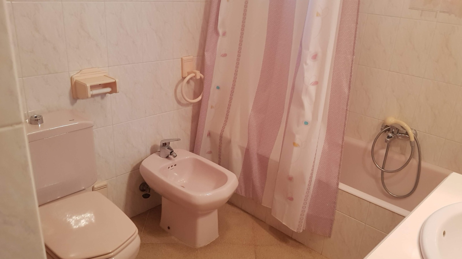 CHALET MIT POOL IN ONDARA