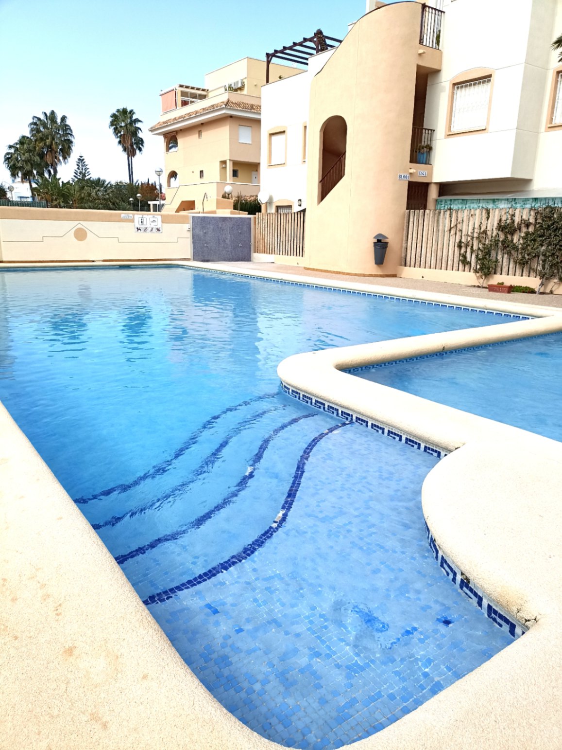 APARTAMENTO A LA VENTA EN LA PLAYA DE DENIA