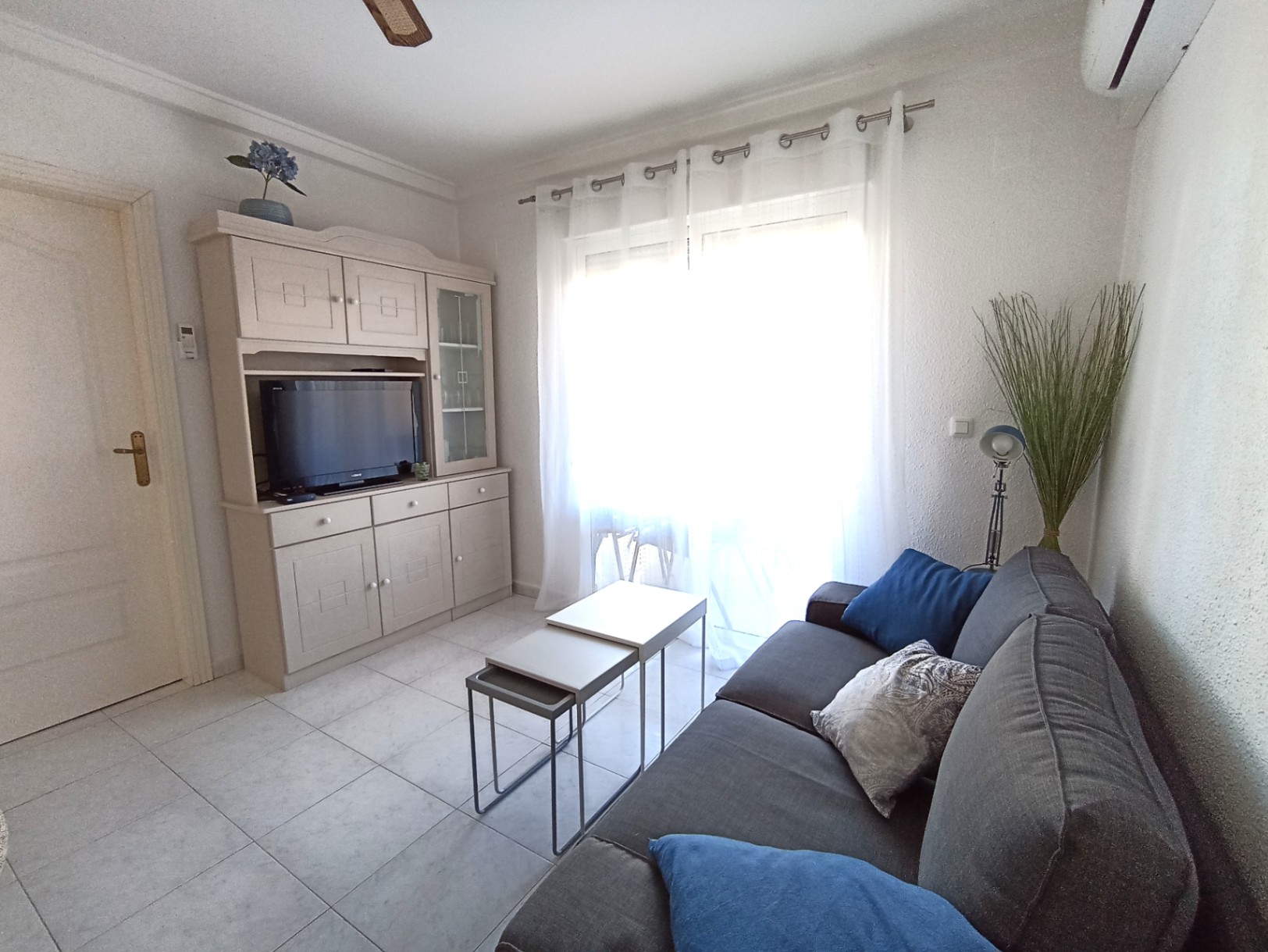 APARTAMENTO A LA VENTA EN LA PLAYA DE DENIA