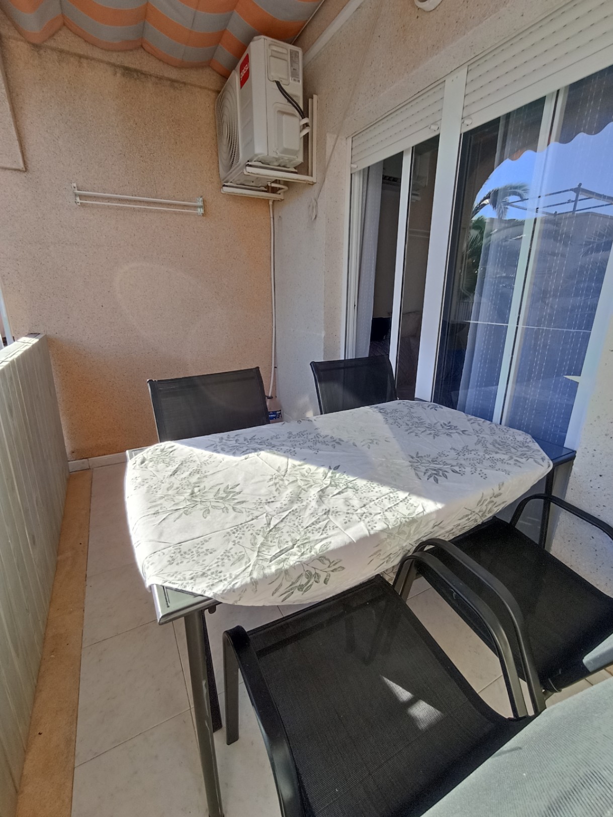 APARTAMENTO A LA VENTA EN LA PLAYA DE DENIA