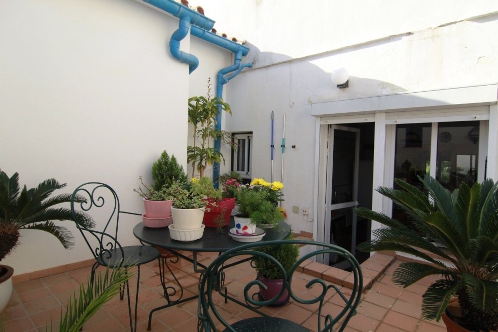 Edificio a la venta en Dénia