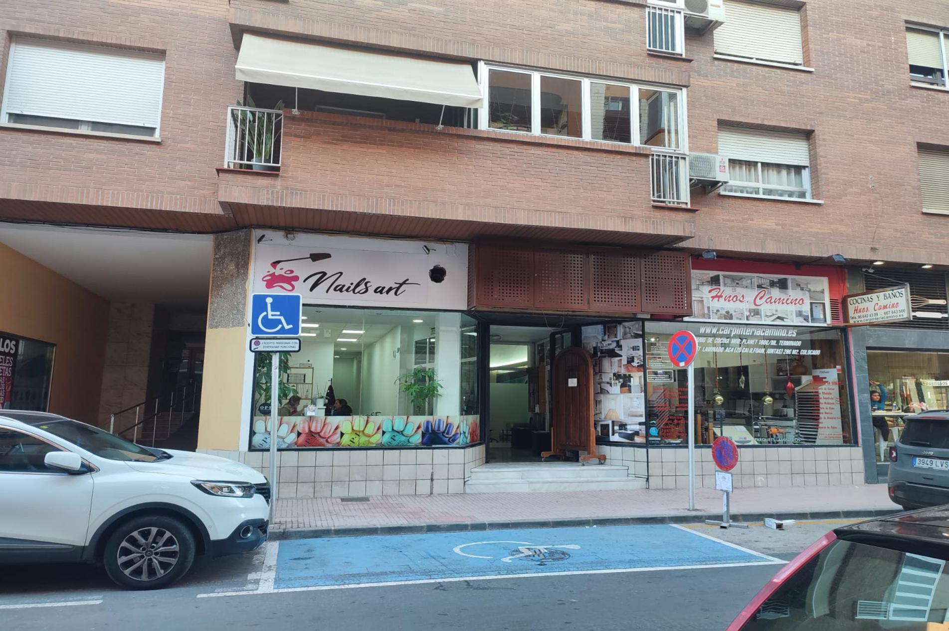LOCAL EN ALQUILER DÉNIA